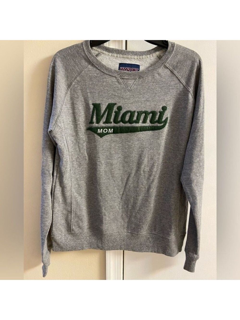 Jansport Gray Miami Mom Sweatshirt Medium